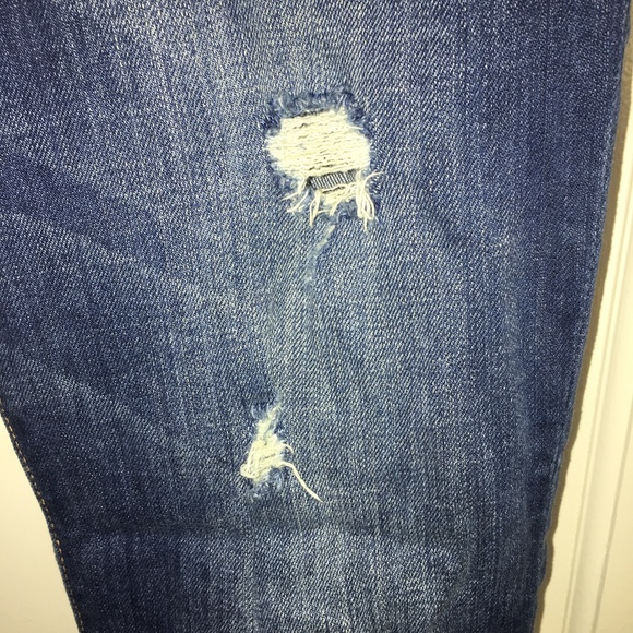 Abercrombie Ripped Jeans - Picture 3 of 6